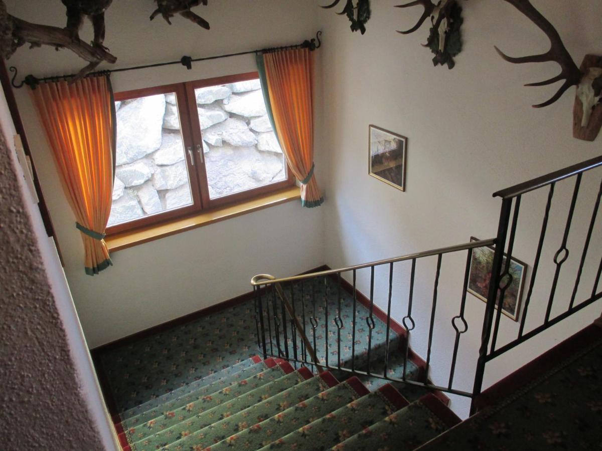 Pension Jaegerhof Санкт-Антон-ам-Арльберг Екстер'єр фото